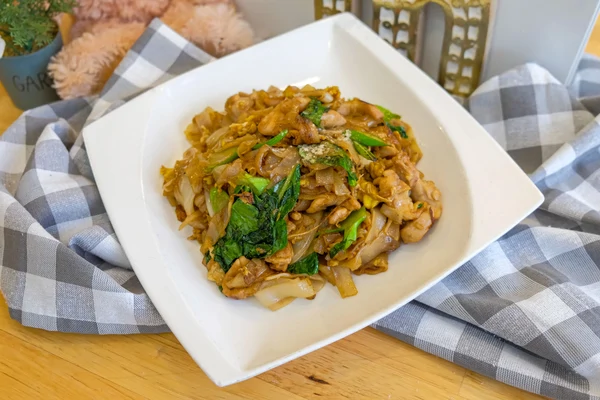 Pad Se-Ew